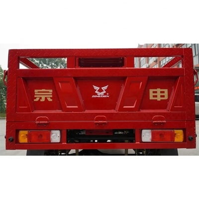 アンゴラ オフロードドライブ ガソリンエンジンのモーター付き貨物三輪車 5.00-12 タイヤサイズ